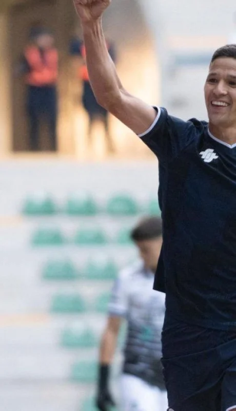 Independiente Rivadavia ganó en su debut en la Copa Argentina