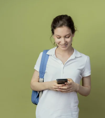 Santa Fe ajusta las reglas del aula frente al avance del celular.