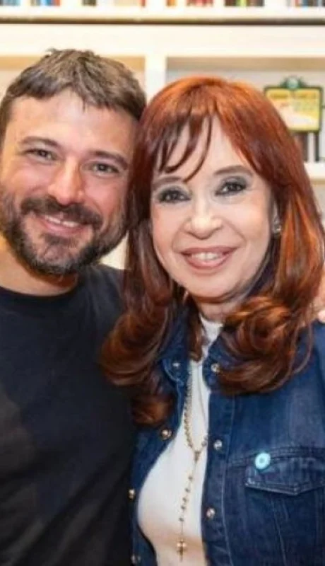 Juan Grabois visitó este miércoles a Cristina Kirchner, tras lo cual exigió que se trabaje para su indulto. (Foto: web)