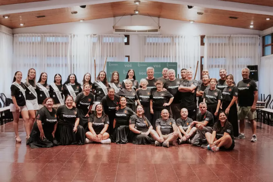 El Intendente Aguilera realizó un recorrido por los distintos espacios donde ensayan los artistas, reafirmando la identidad "Tupungato sos vos"