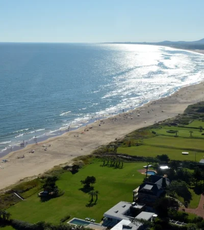 Desaparición en el mar: operativo especial por un turista argentino en Uruguay.