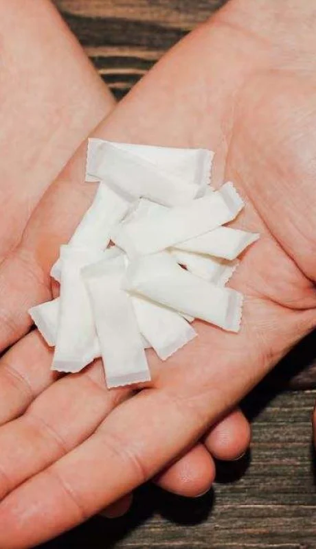 El Dr. Carlos Damin advierte que la concentración de nicotina en estos dispositivos puede superar ampliamente a la de un cigarrillo convencional.