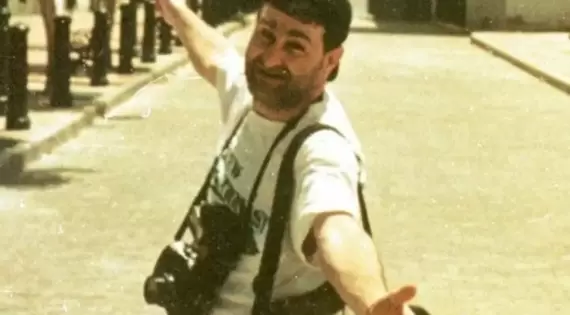 José Luis Cabezas fotografiado por un colega