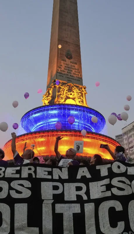 Entre la incertidumbre y la esperanza: el vigilia de cientos de familias venezolanas que aguardan el reencuentro tras años de separación.