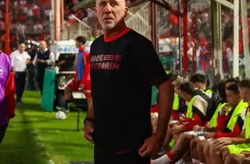 Daniel Oldrá se fue de Instituto de Córdoba