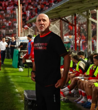 Oldrá, primer DT en quedarse sin trabajo en este 2026.