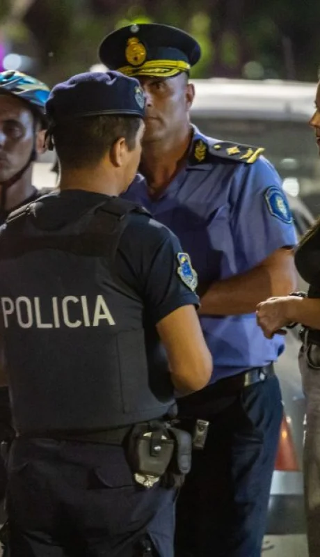 La ministra de SEguridaad con el jefe de Policía