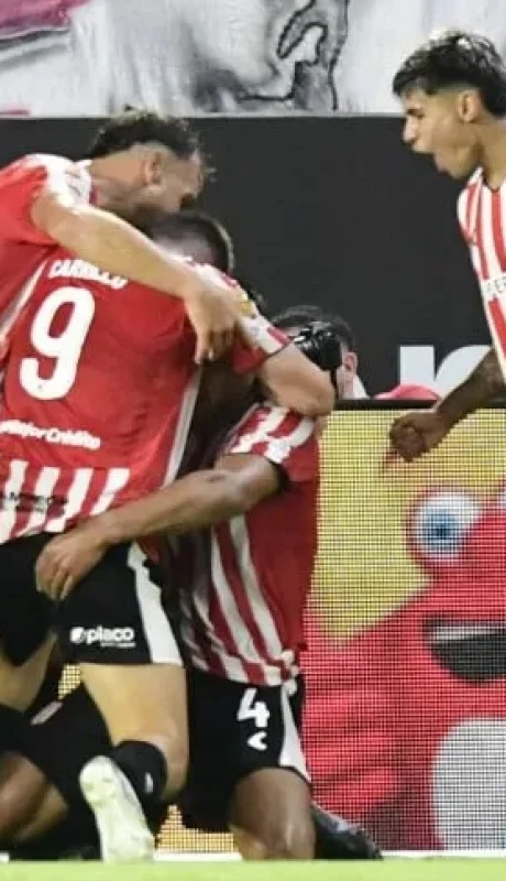 Festejo Pincha en La Plata.