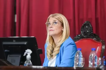 ¿Cuáles son las causas del silencio cómplice frente a las presuntas violaciones en la Legislatura bonaerense?