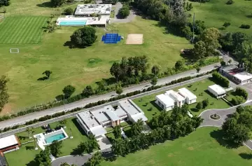 ¿Zombi-cámaras y filtraciones? Denuncian oscuro encubrimiento para blindar la mansión vinculada a la AFA