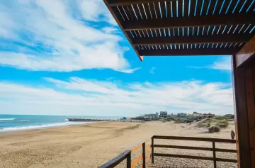 Ni Mar del Plata ni Pinamar: el paraíso de bosques, laguna y mar a 4 horas de CABA