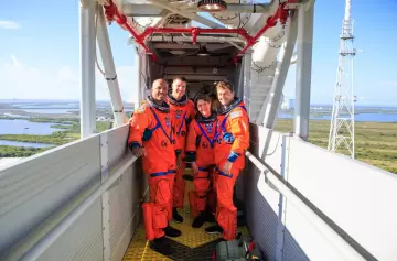 Artemis II en pausa: Qué significa para la humanidad el nuevo retraso de la misión lunar de la NASA