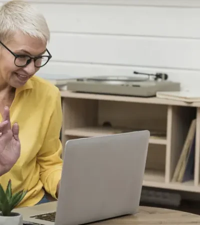 Más allá de la edad: Para el psicólogo Diego Quindimil, la permanencia laboral a los +50 exige superar el edadismo y entender los cambios.