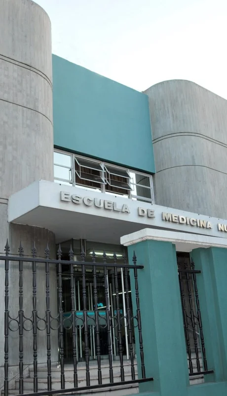 La sede central de FUESMEN en Mendoza, donde se implementa la nueva técnica de irradiación corporal total para trasplantes de médula ósea.