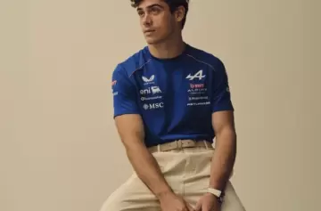 Franco Colapinto presentó la nueva colección de ropa de Alpine: ¿Cuánto cuesta en pesos argentinos?