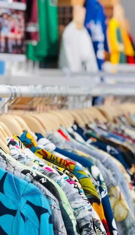 ¿Por qué la ropa en Argentina cuesta el triple que en el exterior?