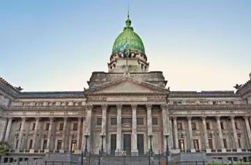 El Gobierno envía al Congreso el acuerdo de libre comercio con EE.UU. y confía en la "responsabilidad" de los legisladores