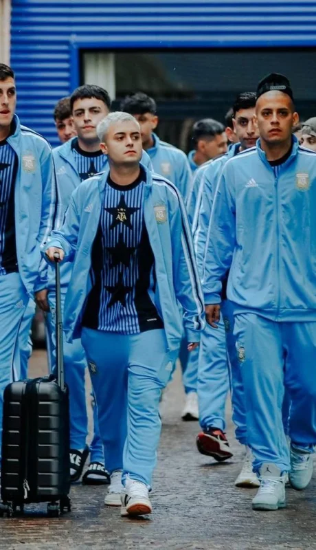 Mucho más que creadores de contenido: el equipo argentino de streamers ya entrena en suelo mendocino para el gran duelo transandino.