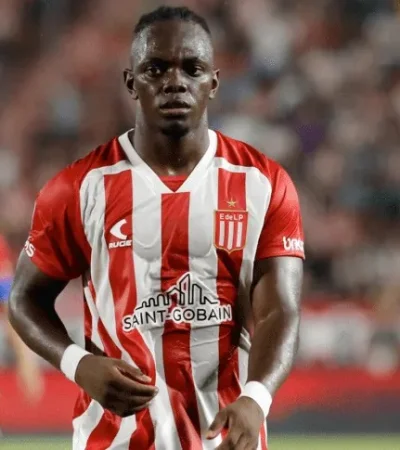 Cetré, cada vez más cerca de Boca.