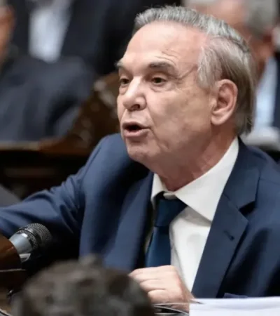 Miguel Ángel Pichetto tildó de "disparatada" la ofensiva presidencial contra el sector industrial.