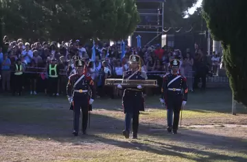 Guía para ver el sable corvo de San Martín: dónde está y por qué Milei decidió trasladarla