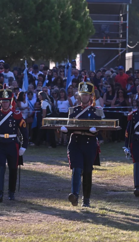Granaderos queda con la custodia del sable