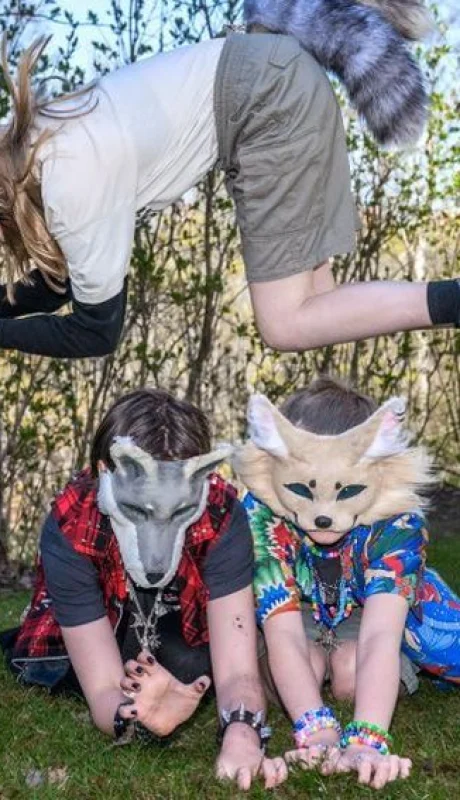 ¿Qué son los Therians? El sociólogo Octavio Stachiola analiza la nueva tribu urbana.