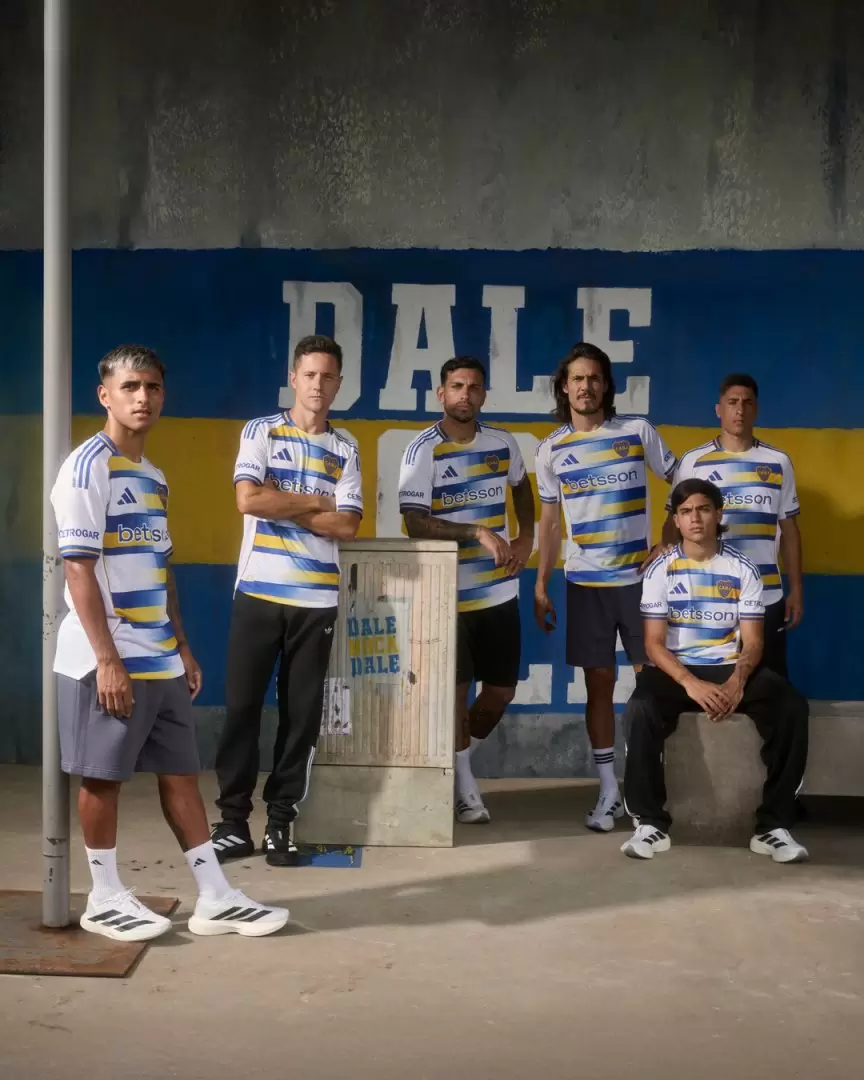 River y Boca presentaron sus camisetas alternativas.