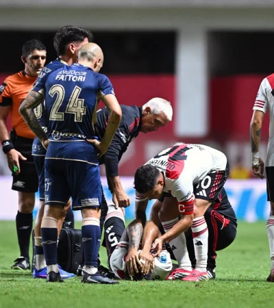 Portillo estará, al menos, seis meses fuera de las canchas.