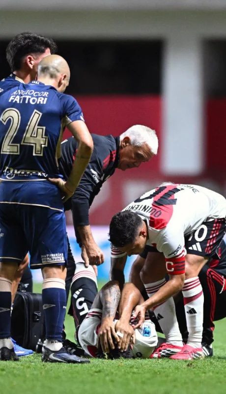 Portillo estará, al menos, seis meses fuera de las canchas.