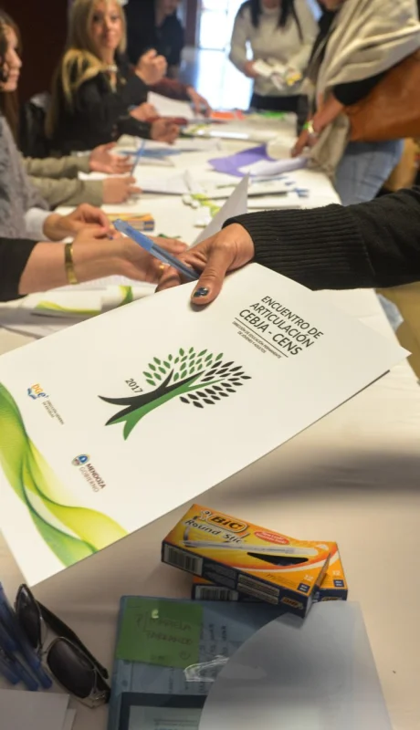 Oportunidad: La modalidad es ciento por ciento virtual, con un noventa y siete por ciento de trabajo asincrónico.