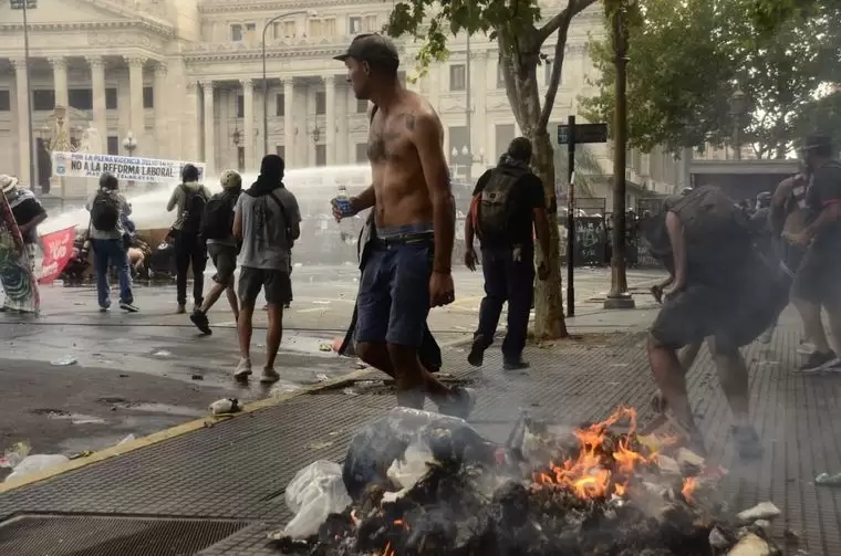 Identificaron a 17 atacantes del Congreso