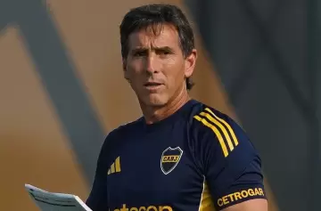 Boca recibe a Platense en una Bombonera que arde: hora, TV y el futuro de Úbeda