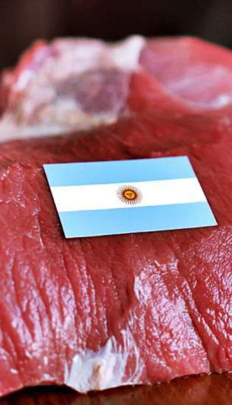 Con un consumo de apenas 47,9 kilos anuales por habitante, la tradición del asado enfrenta su crisis más profunda en 20 años.