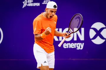 Final soñada en Buenos Aires: Cerúndolo borró los fantasmas del pasado y gritó campeón