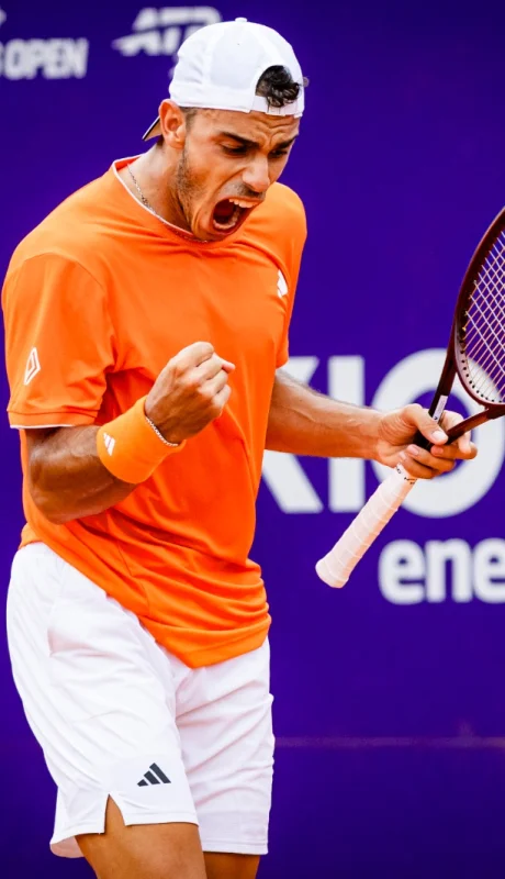 Cerúndolo se sacó la mufa