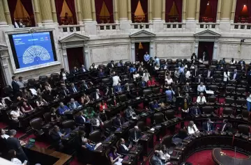 El Gobierno se juega el todo por el todo con la reforma laboral en el Senado el 27