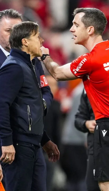 El descargo del "Pelado": Almeyda enfrentó al cuerpo arbitral en una jornada que terminó con una suspensión récord en España.