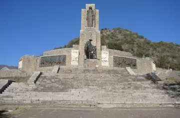 El secreto del Manzano Histórico: el refugio de San Martín