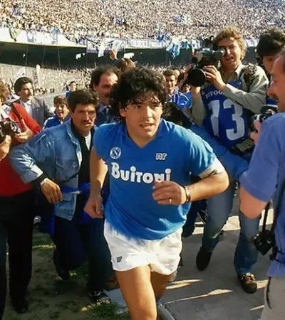 Diego Armando Maradona en el Napoli