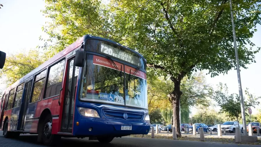 Paro general en Mendoza: cómo están funcionando servicios, transporte y colegios
