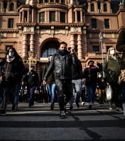 El 30% de los argentinos cree que los cambios laborales son "light".