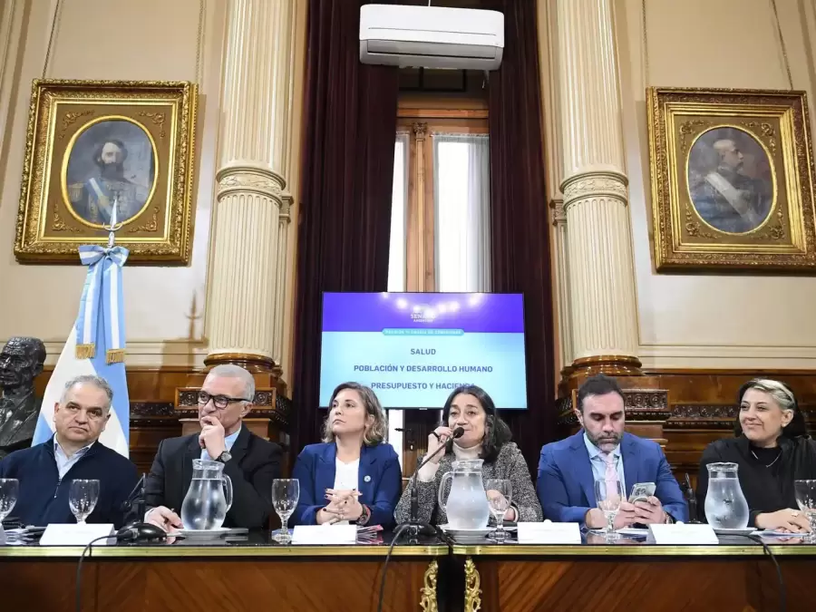 El presupuesto universitario es uno de los temas pendientes