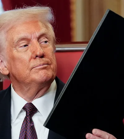 Donal Trump pide que se revelen archivos sobre ovnis