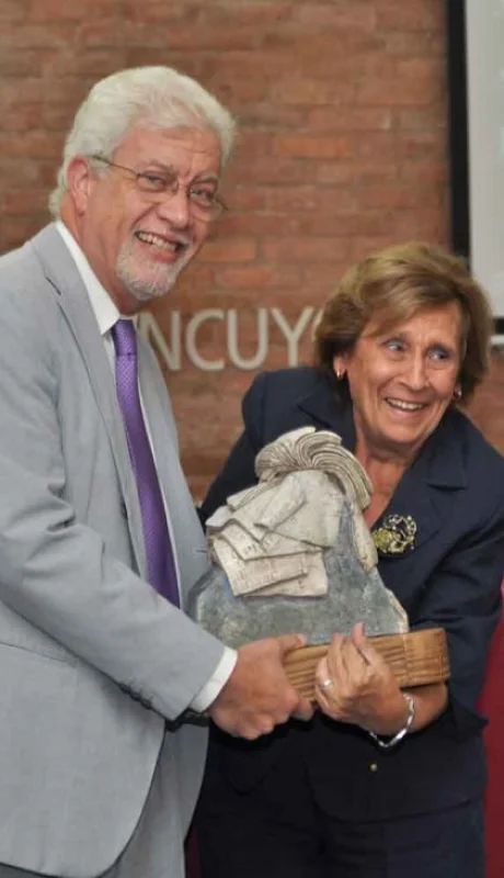 María Victoria Gómez de Erice, la académica y gestora que hizo historia al convertirse en la primera mujer en liderar el Rectorado de la UnCuyo