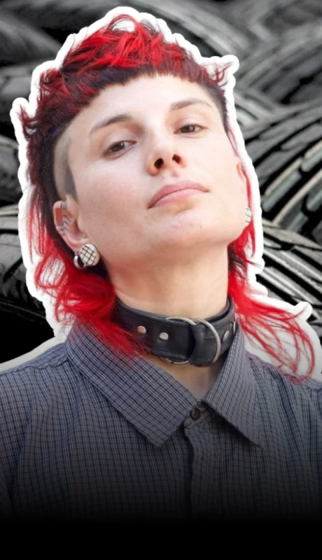 Gimena Galli crea accesorios de alta calidad reutilizando caucho de neumáticos.