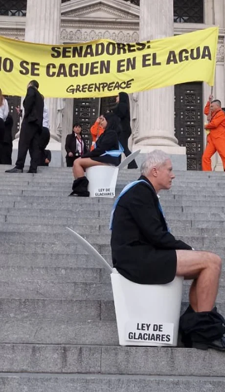 Greenpeace en el senado