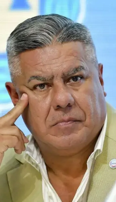 A días de su declaración indagatoria, un juez federal le prohibió la salida del país al presidente de la AFA.