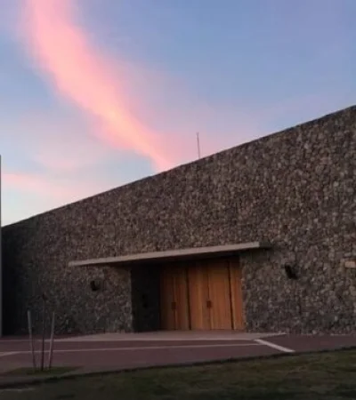 El Vaticano condenó al "padre Damián", el influyente cura de Nordelta, por abuso sexual de un menor.