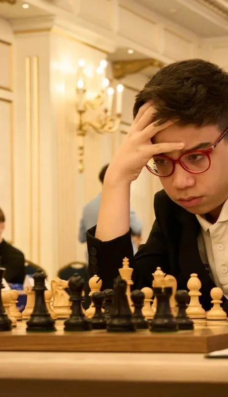 Faustino Oro busca el récord mundial de ajedrez en Moscú.